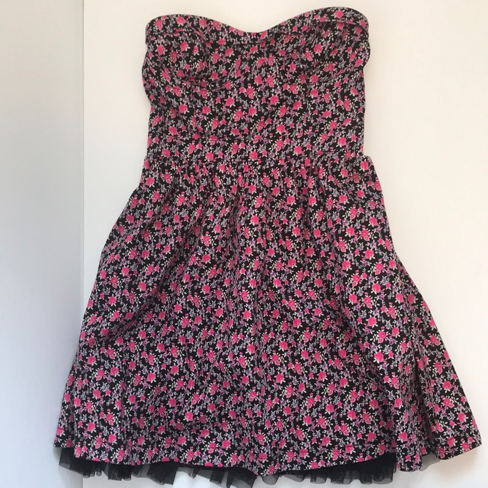 Black Poppy floral strapless dress